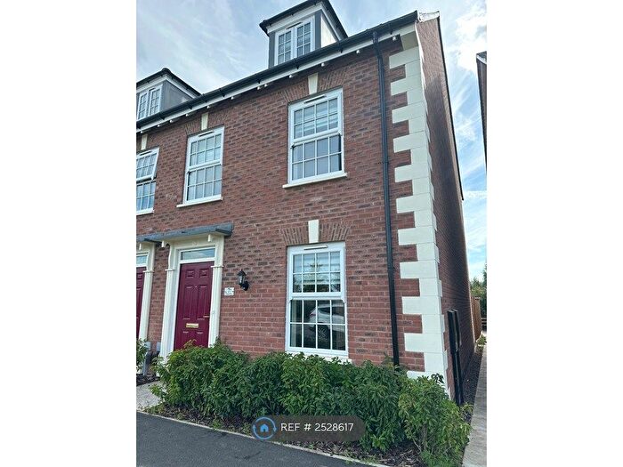 3 Bedroom Semi-Detached House To Rent In Houlton Way, Rugby, CV23