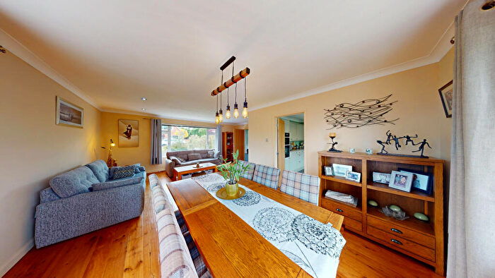 3 Bedroom Bungalow For Sale In Grovedale Close, Norwich, Norfolk, NR5