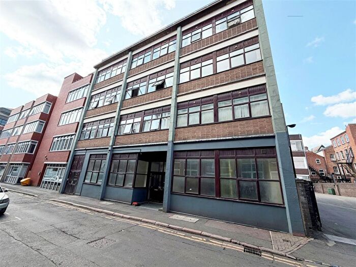 2 Bedroom Flat For Sale In Albion Street, Leicester, LE1