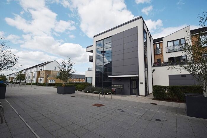 2 Bedroom Flat To Rent In Hampstead House, Spring Promenade, West Drayton, UB7