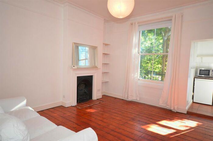 2 Bedroom Flat To Rent In Crouch Hill, London, N8