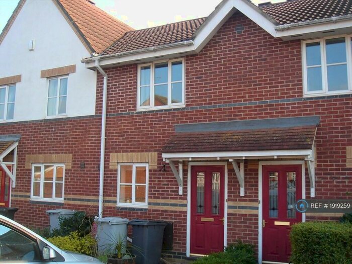2 Bedroom Terraced House To Rent In Redgrave Close, Kettering, NN15
