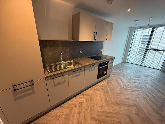 Studio To Rent In Weavers House, Castleward Boulevard, Derby, DE1