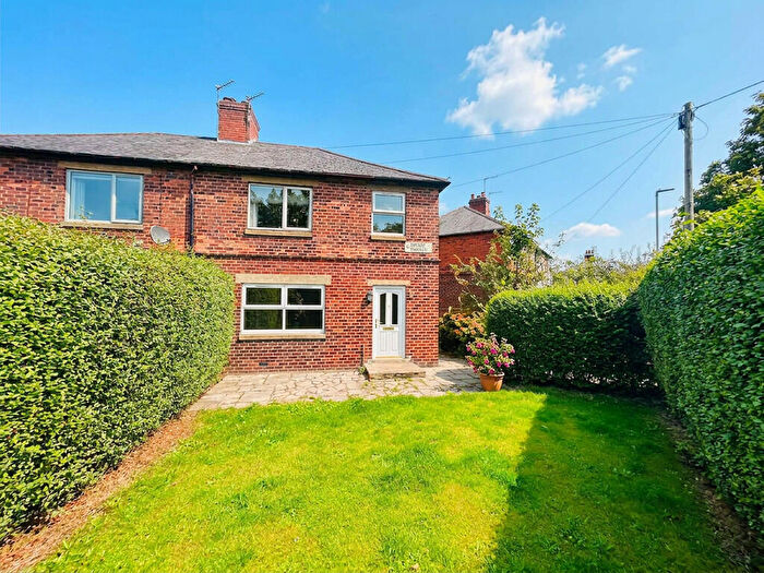 3 Bedroom Semi Detached House For Sale In Grange Terrace, Pudsey, LS28