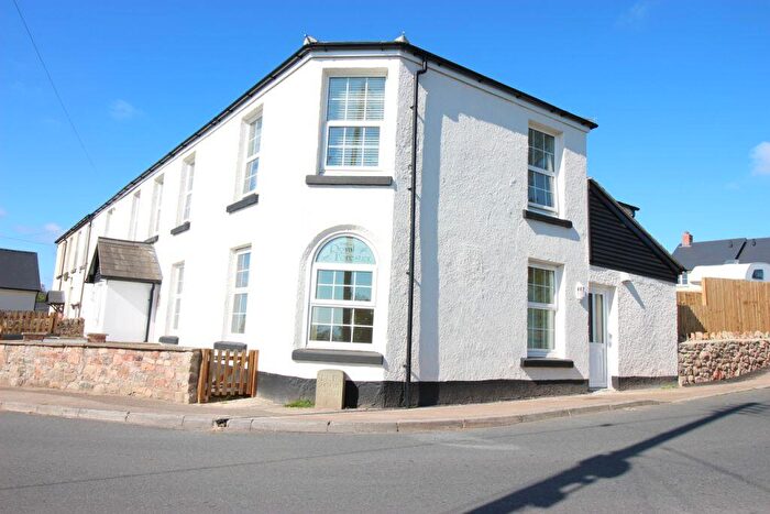 2 Bedroom Flat For Sale In Royal Foresters Court, Cinderford, GL14