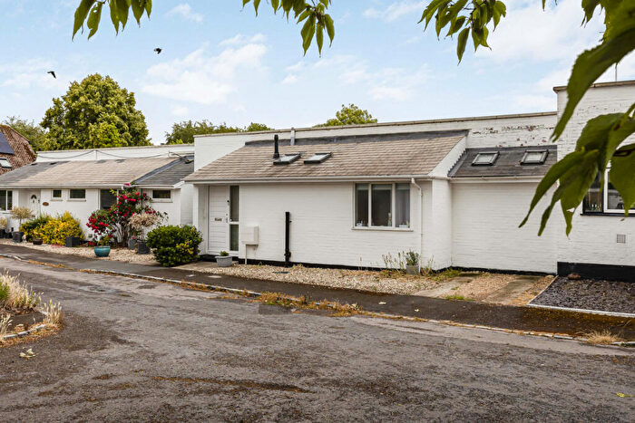 3 Bedroom Bungalow For Sale In Westbrook Green, Blewbury, OX11