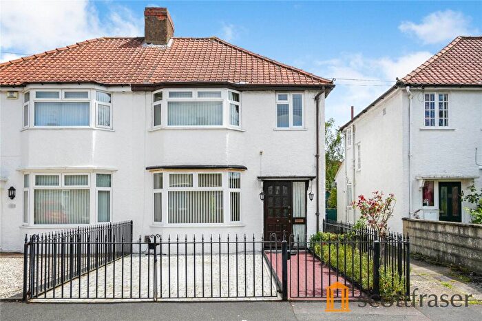 4 Bedroom Semi-Detached House To Rent In Napier Road, OX4