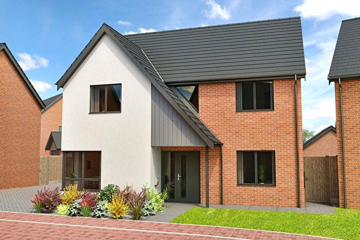 4 Bedroom Detached House For Sale In Brooke Meadow Way, Poringland, Norfolk, NR14