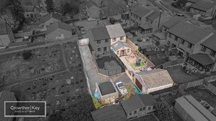 3 Bedroom Property For Sale In Elysee Gardens, Harpur Hill, Buxton, SK17