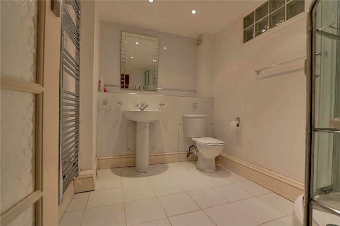 1 Bedroom Flat To Rent In Foxgrove Avenue, Beckenham BR3