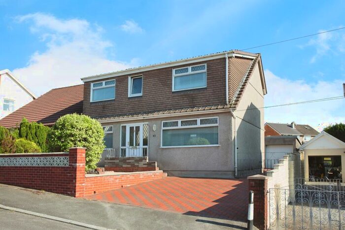 4 Bedroom Semi-Detached House For Sale In Aneurin Bevan's Way, Maesteg, CF34