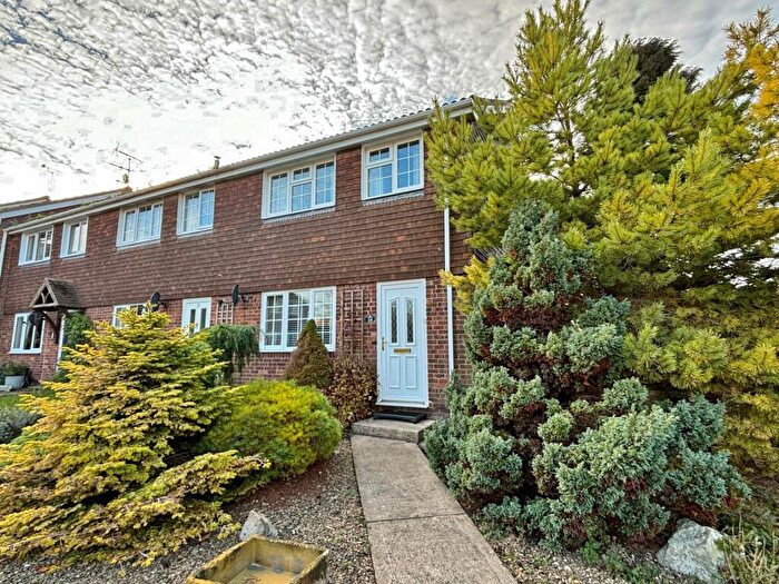 3 Bedroom End Of Terrace House For Sale In Southfield, West Overton, SN8