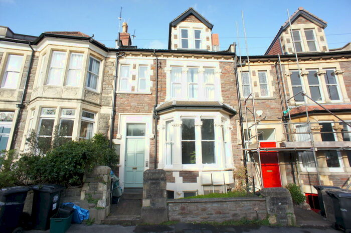 1 Bedroom Ground Flat To Rent In Manor Park, Redland, Bristol, BS6