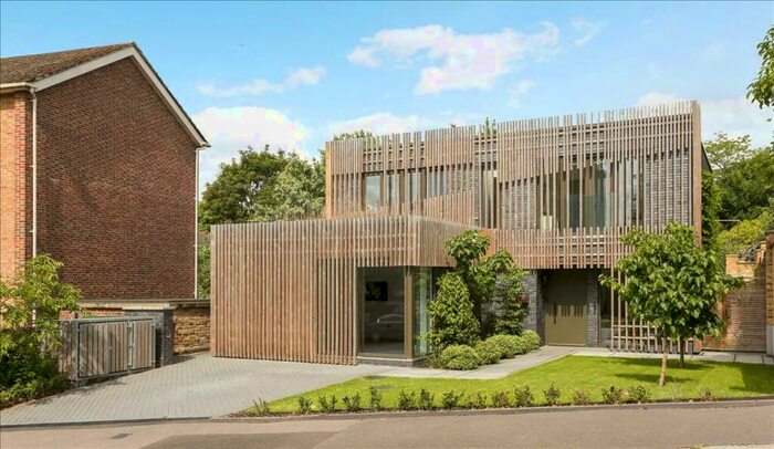 4 Bedroom Detached House To Rent In Eliot Park, London, SE13