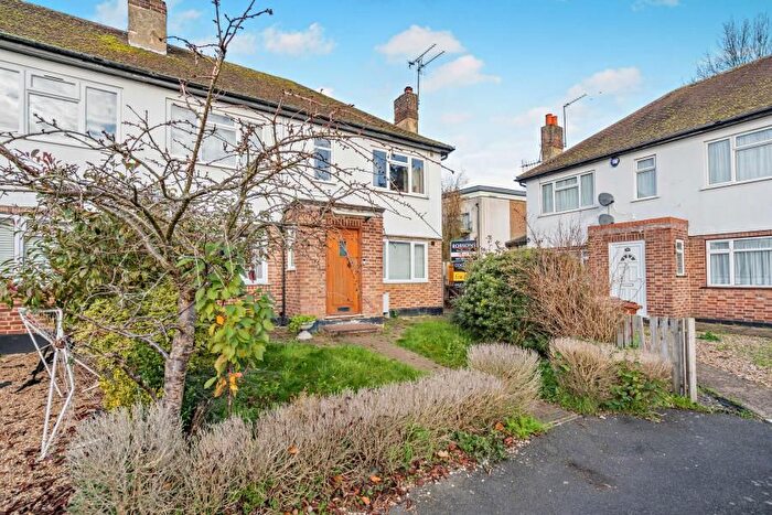 2 Bedroom Maisonette To Rent In Audley Court, Pinner, HA5