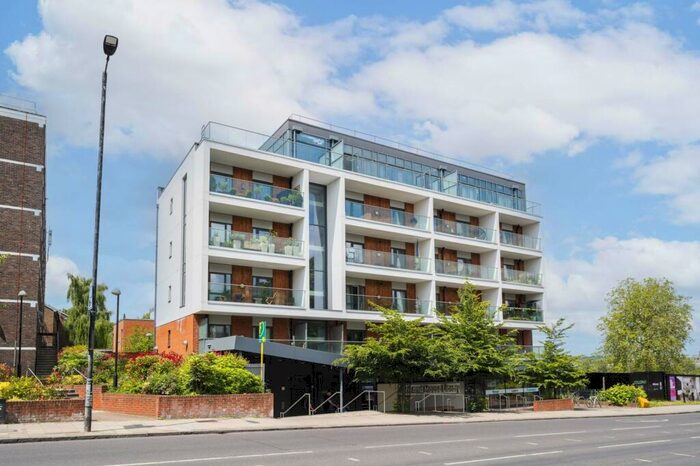 1 Bedroom Flat To Rent In Camden Road, Islington, London, N7