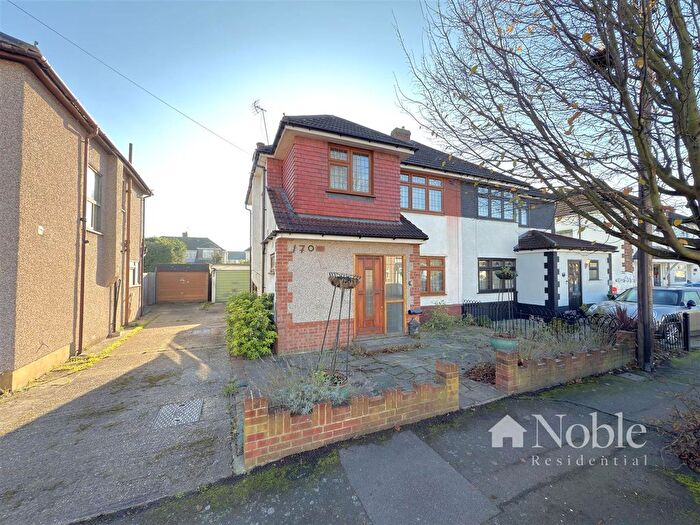 4 Bedroom Semi-Detached House For Sale In Warren Drive, Hornchurch, RM12