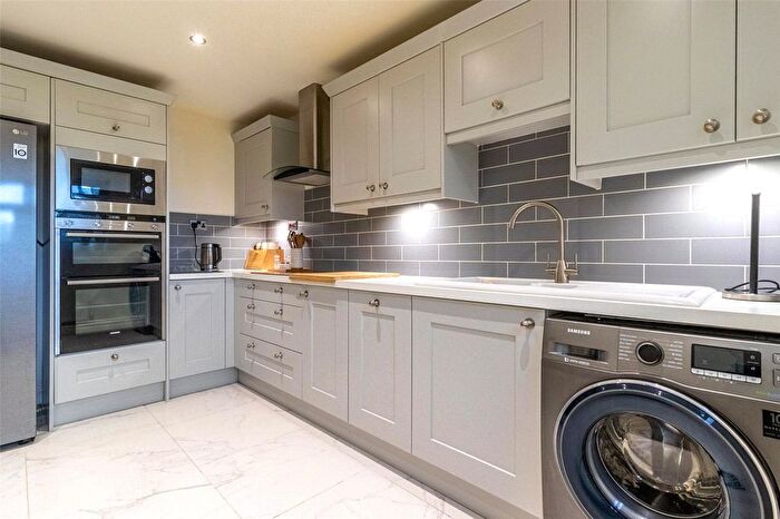 3 Bedroom Terraced House For Sale In Corfe Road, Toothill, Swindon, Wiltshire, SN5