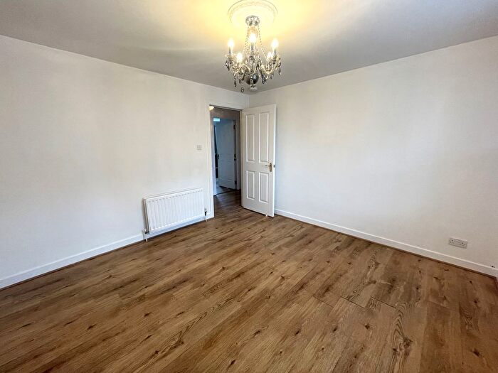2 Bedroom Flat To Rent In Fraser Place, The City Centre, Aberdeen, AB25