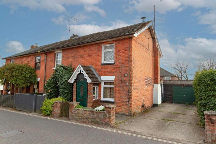 2 Bedroom Terraced House For Sale In Church Road, Fleet, GU51