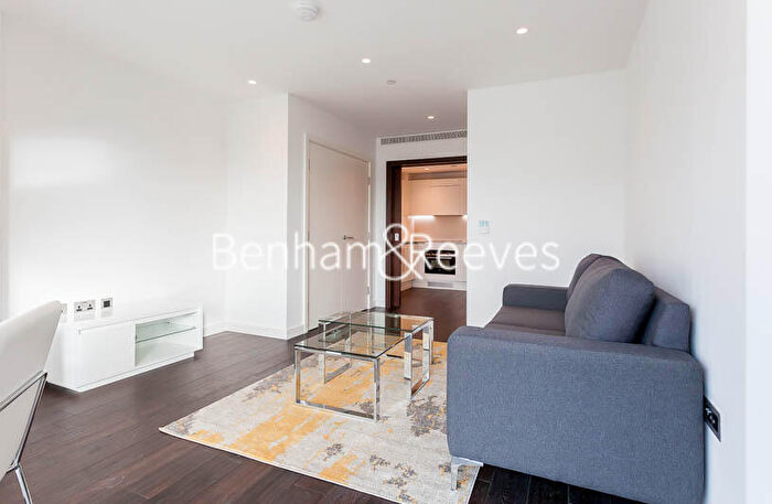 1 Bedroom Apartment To Rent In Royal Mint Street, Tower Hill, E1