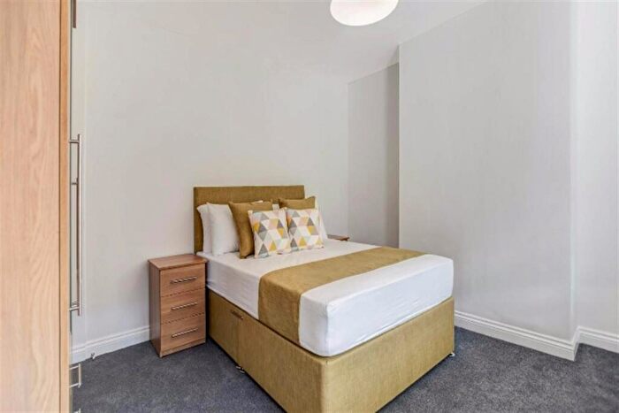 4 Bedroom Semi-Detached House To Rent In Bedroom Semi Detached House In Portland Street, Bristol, BS16