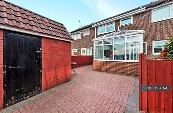 2 Bedroom Terraced House To Rent In Landseer Walk, Bramley, LS13