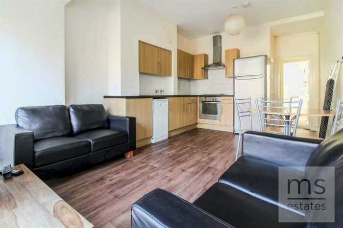 3 Bedroom Terraced House To Rent In Hart Street, Lenton, Nottingham, NG7