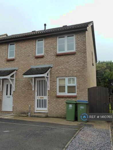 2 Bedroom Semi-Detached House To Rent In Celandine Avenue, Locks Heath, Southampton, SO31