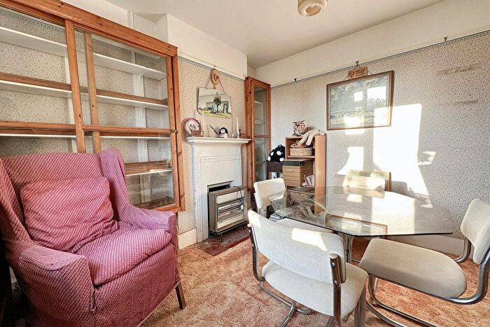 3 Bedroom Terraced House For Sale In Bridport, DT6