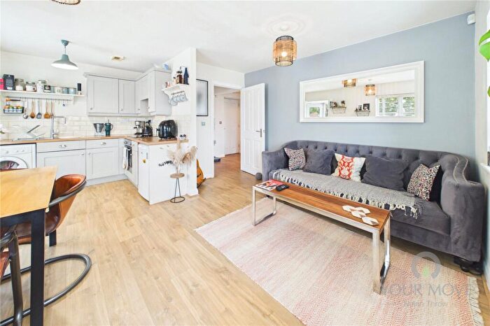 2 Bedroom Flat For Sale In Henry Bird Court, Northampton, Northamptonshire, NN4