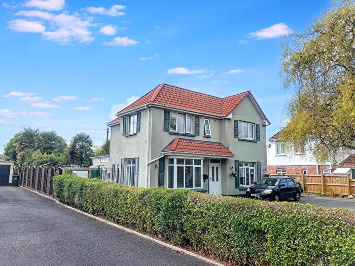 6 Bedroom Detached House For Sale In Glen Tor, Braunton Road, Barnstaple, Devon, EX31