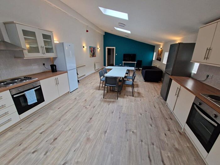 8 Bedroom Apartment To Rent In A Bedford Street (Located On The Parade), Leamington Spa, CV32