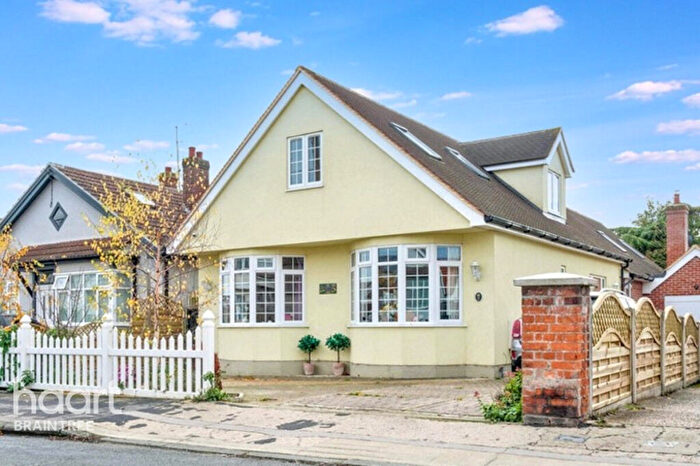 4 Bedroom Bungalow For Sale In Clare Road, Braintree, CM7