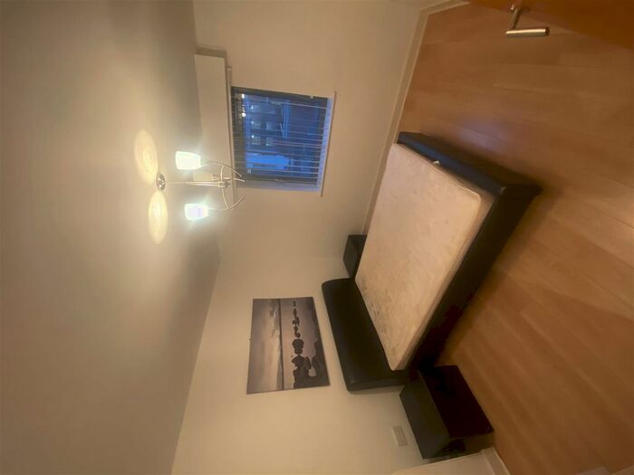 1 Bedroom Flat To Rent In Islington Gates, Fleet Street, Birmingham, B3