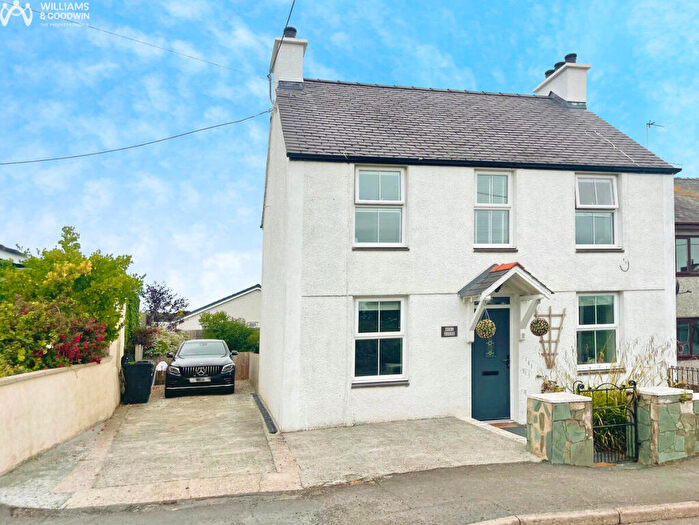 3 Bedroom Detached House For Sale In High Street, Bryngwran, Anglesey, LL65