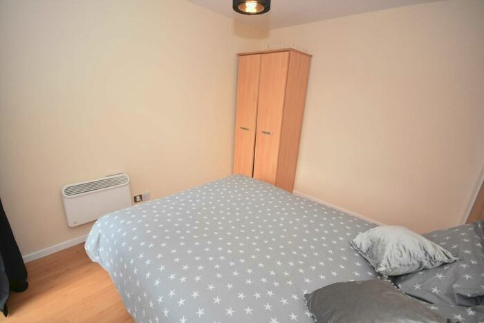 3 Bedroom Flat To Rent In Stretford Rd, Hulme, Manchester, M15
