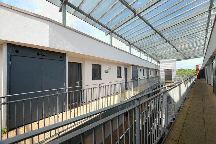 1 Bedroom Flat To Rent In Sebastopol Road, Aldershot, GU11