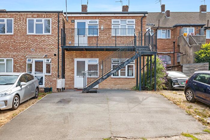 1 Bedroom Maisonette To Rent In Ref: Pp - Dovers Green Road, Reigate, RH2