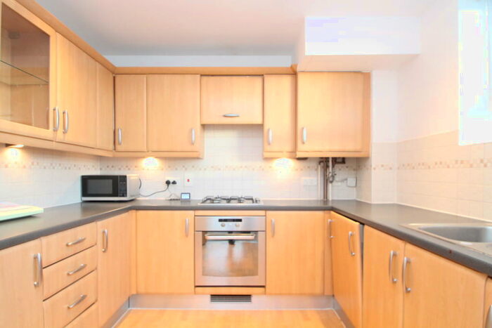 2 Bedroom Flat To Rent In Reflex Apartments, Wheeler Place, Bromley, BR2