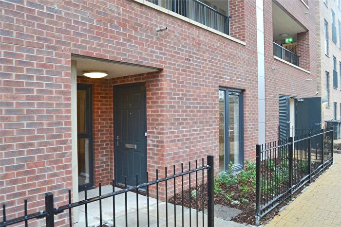 1 Bedroom Flat To Rent In Arc Court, Romford, Essex, RM7