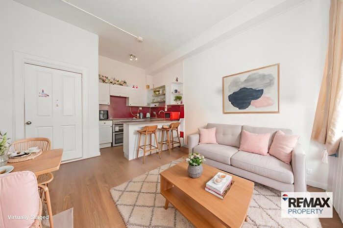 1 Bedroom Flat For Sale In Gorgie Road, Edinburgh, EH11