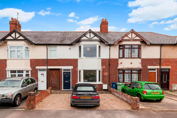 3 Bedroom Terraced House To Rent In Cricket Road, East Oxford, OX4