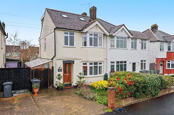 4 Bedroom Semi Detached House For Sale In James Road, West Dartford, DA1