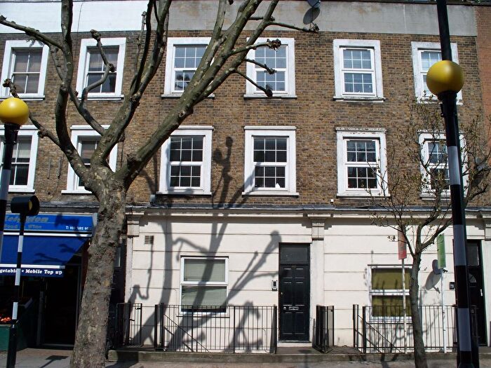 1 Bedroom Flat To Rent In Leighton Road, Kentish Town, NW5