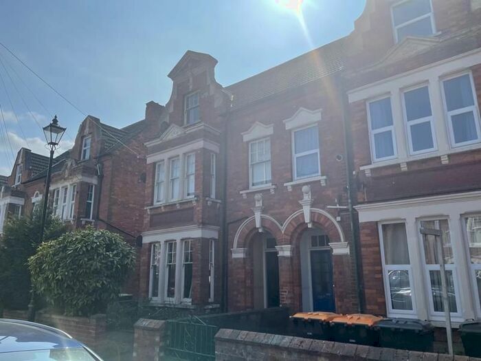 1 Bedroom Flat To Rent In St Michaels Road, Bedford MK40