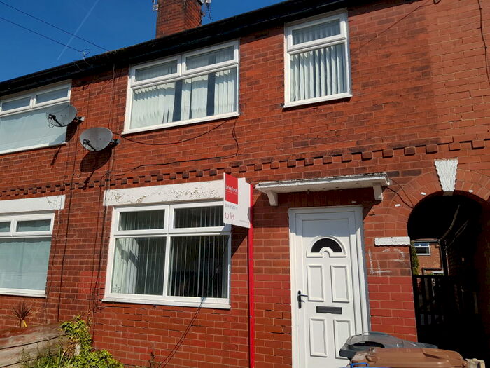 3 Bedroom Terraced House To Rent In Dalton Drive, Pendlebury, M27