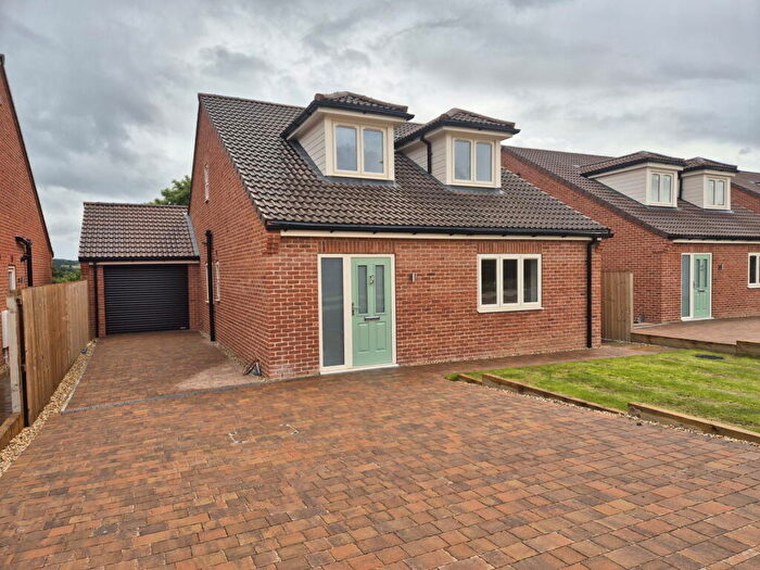 4 Bedroom Detached House For Sale In Durham Grove, Retford, Nottinghamshire, DN22