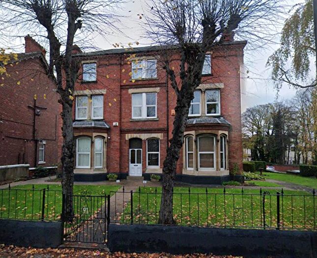 2 Bedroom Flat To Rent In Flat, Thorne Road, Doncaster, DN1