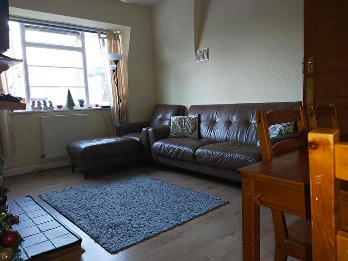 2 Bedroom Apartment To Rent In London Road, Morden, SM4
